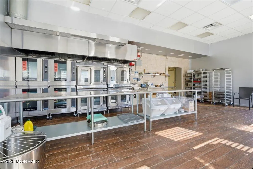 759 State Route 34 Matawan, NJ 07747
