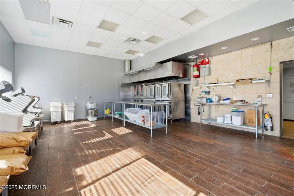 759 State Route 34 Matawan, NJ 07747