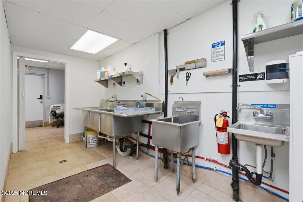 759 State Route 34 Matawan, NJ 07747