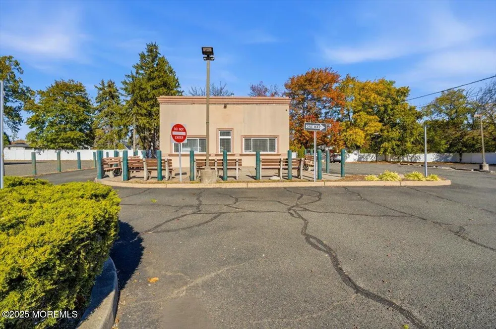 759 State Route 34 Matawan, NJ 07747