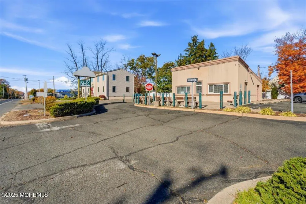 759 State Route 34 Matawan, NJ 07747