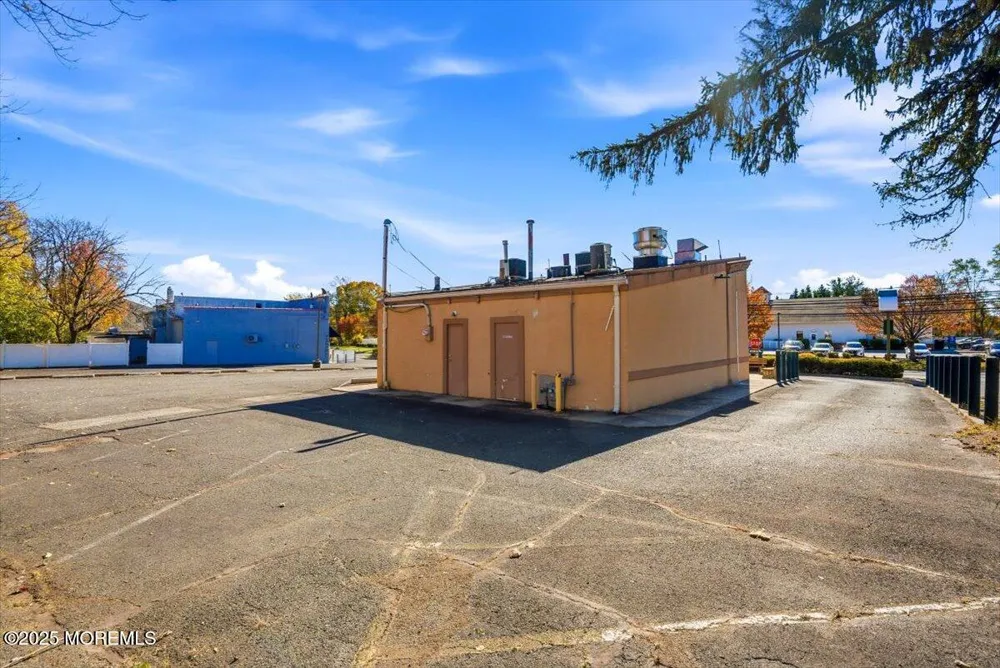 759 State Route 34 Matawan, NJ 07747