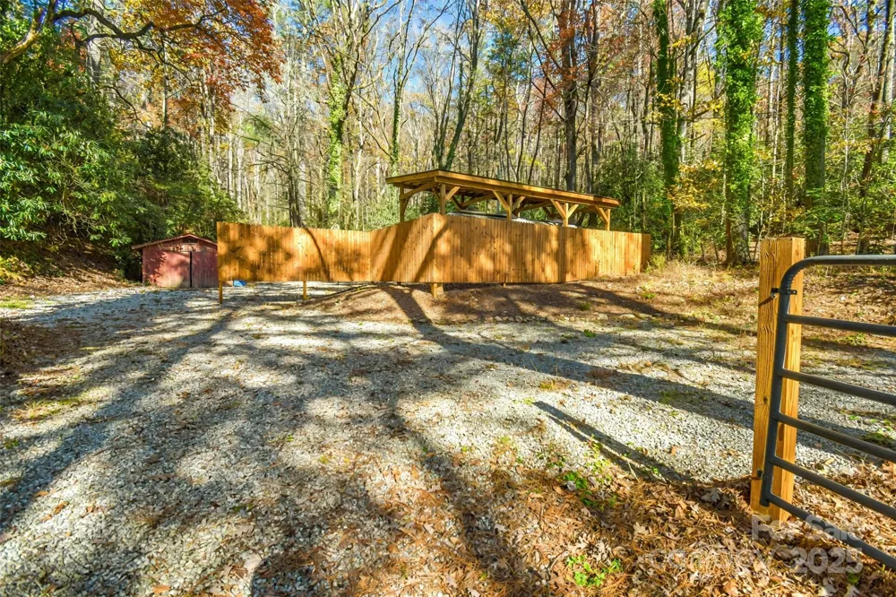 18748 Rosman Highway Sapphire, NC 28774