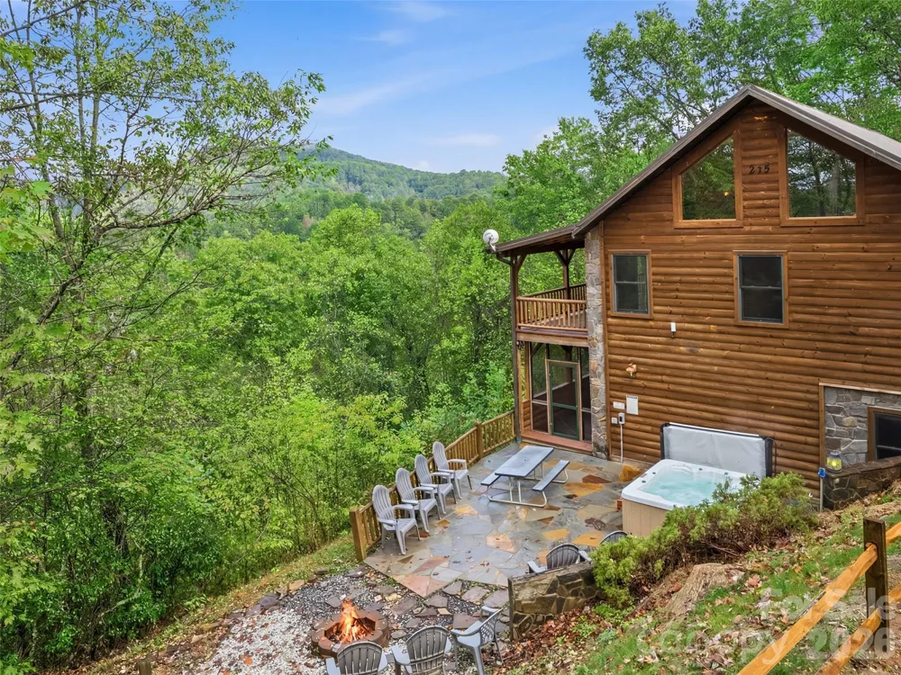 235 Soaring Eagle Road Bryson City, NC 28713