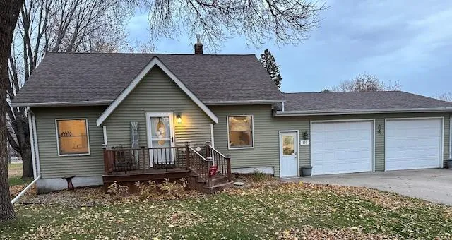 537 Cedar Avenue Westbrook, MN 56183
