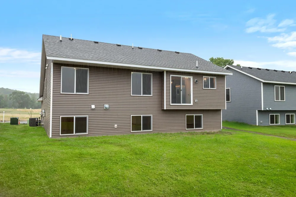337 Ridge Road Le Sueur, MN 56058