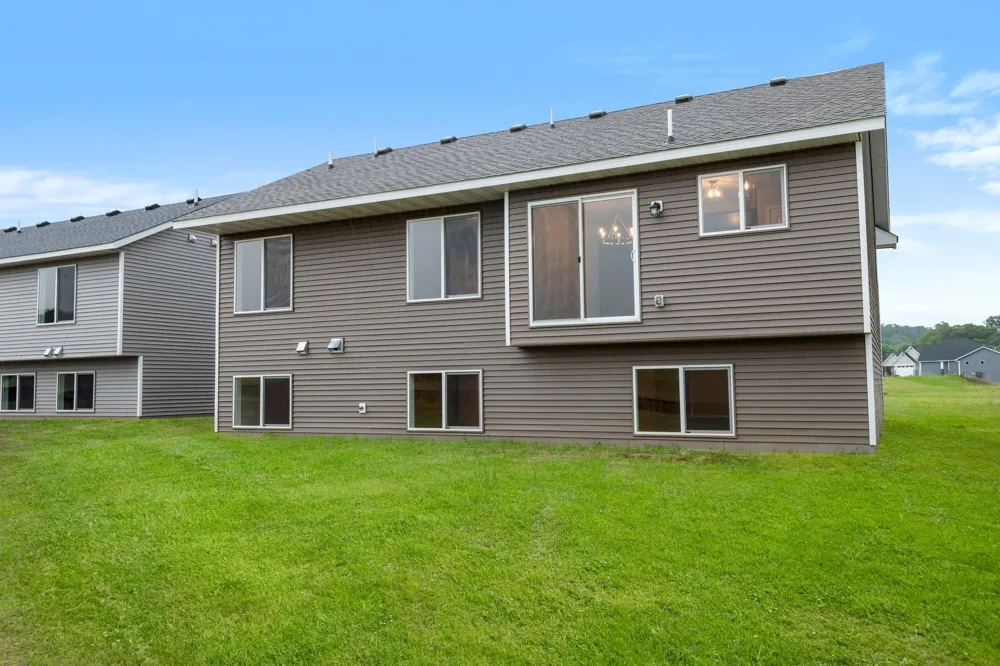 337 Ridge Road Le Sueur, MN 56058