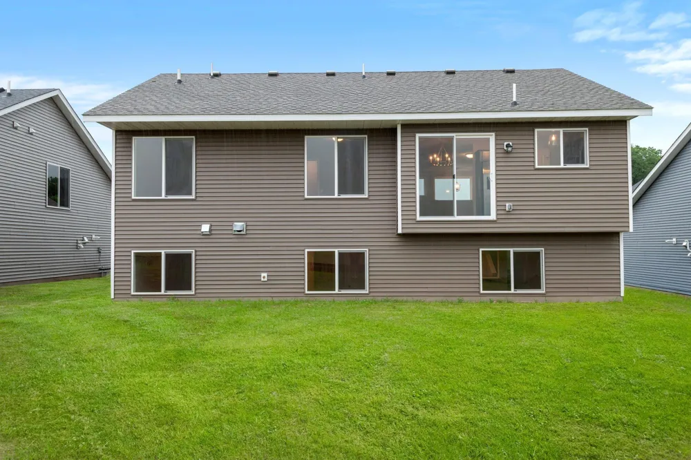 337 Ridge Road Le Sueur, MN 56058