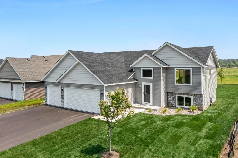 336 Ridge Road Le Sueur, MN 56058