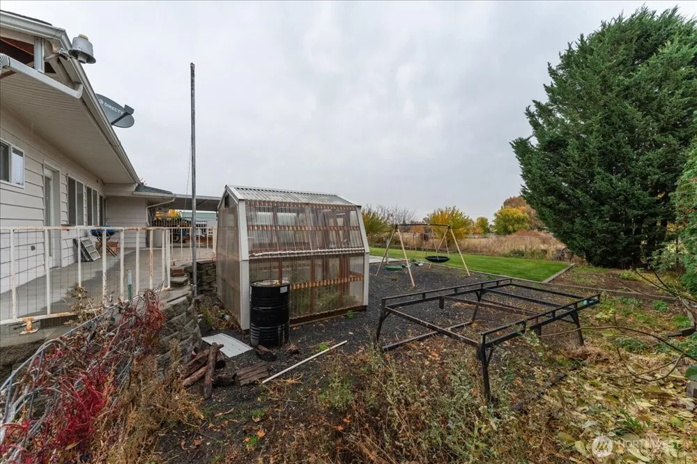 20271 Linden Road NW Soap Lake, WA 98851