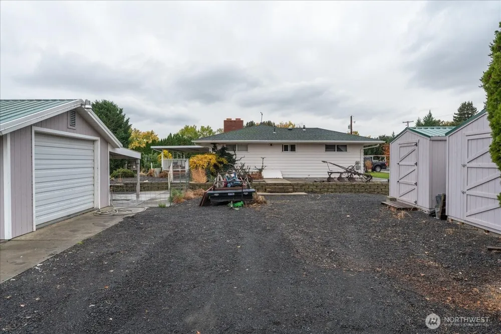 20271 Linden Road NW Soap Lake, WA 98851