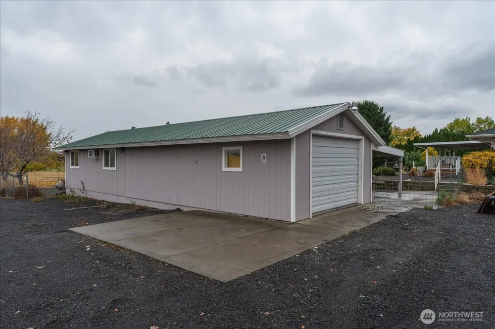 20271 Linden Road NW Soap Lake, WA 98851