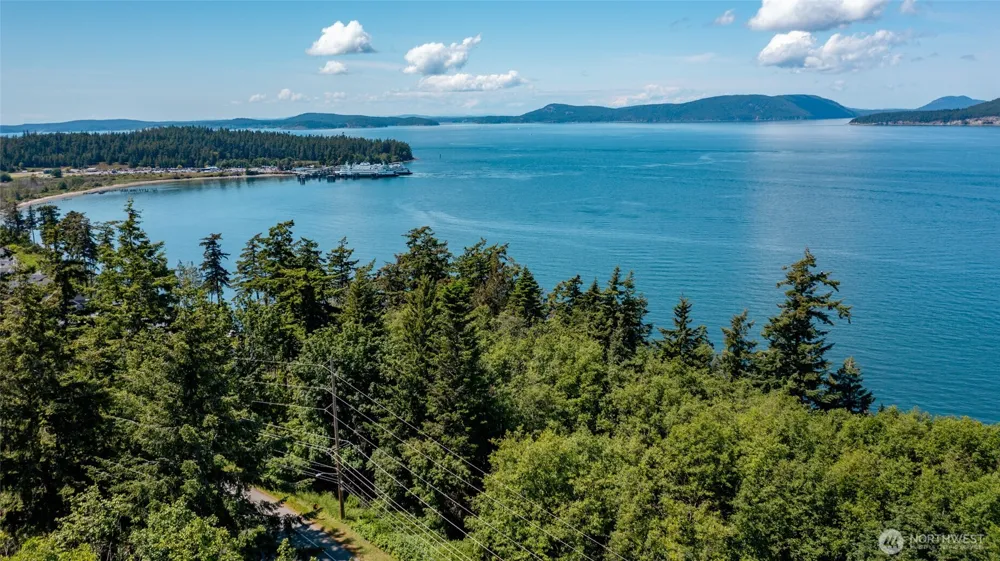 4100 Oakes Avenue Anacortes, WA 98221