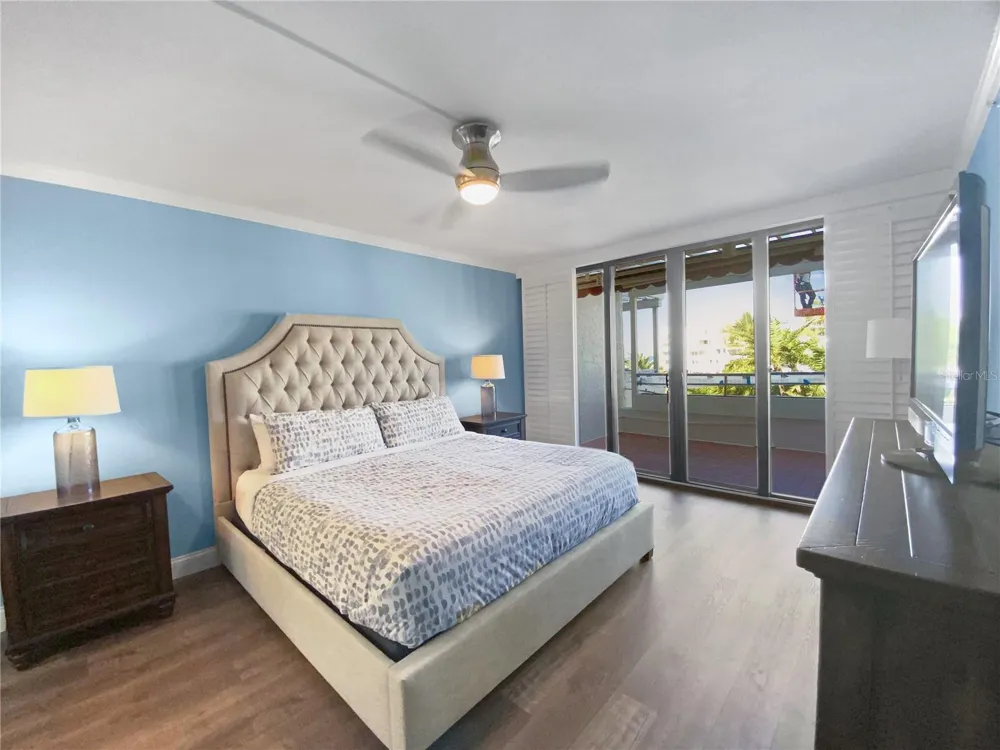 1445 GULF OF MEXICO DRIVE #305 Longboat Key, FL 34228