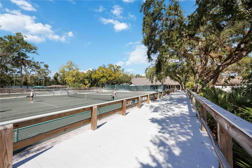 2767 HORSESHOE COURT #Q-3 Sarasota, FL 34235