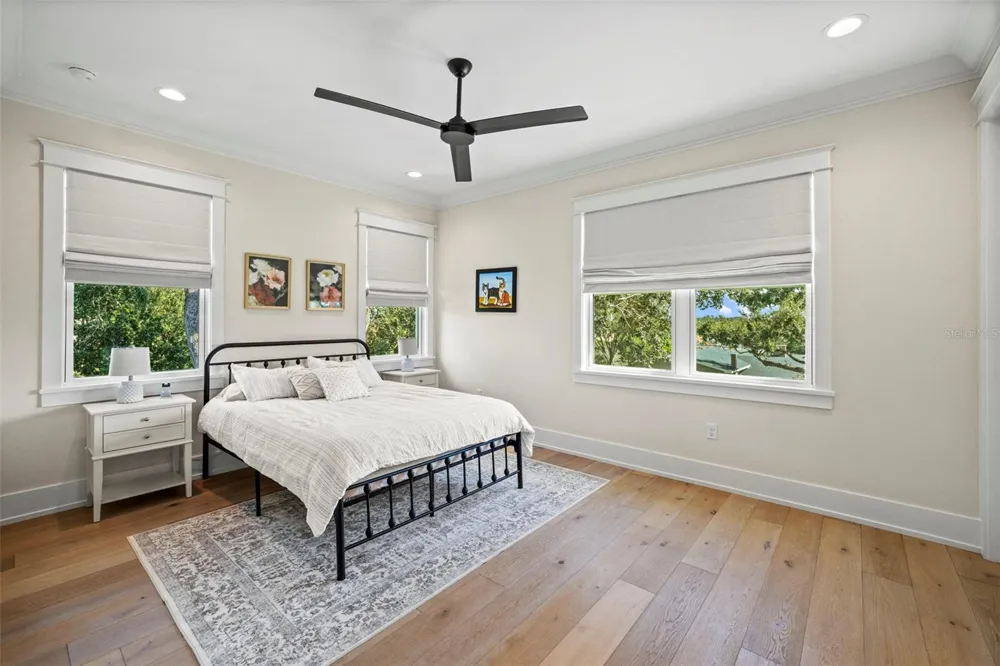 2403 CAMBRIDGE AVENUE Lakeland, FL 33803