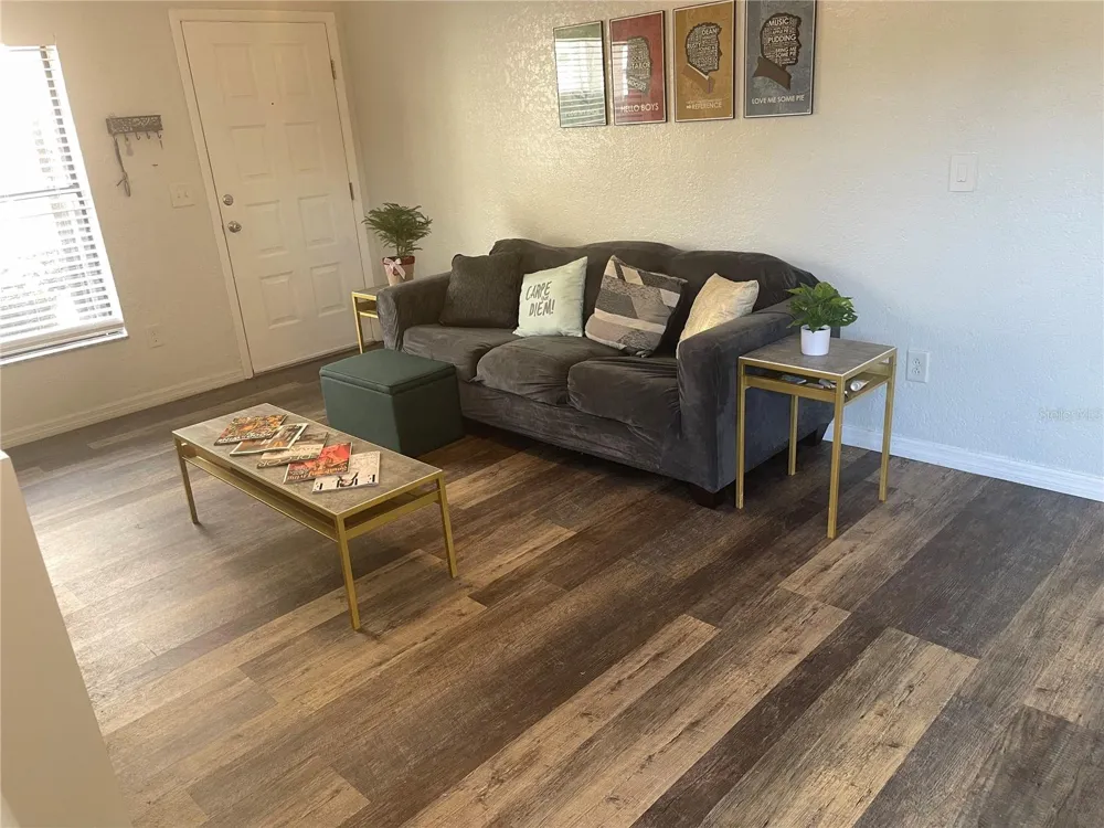 4025 ANGEL OAK COURT #103 Tampa, FL 33613