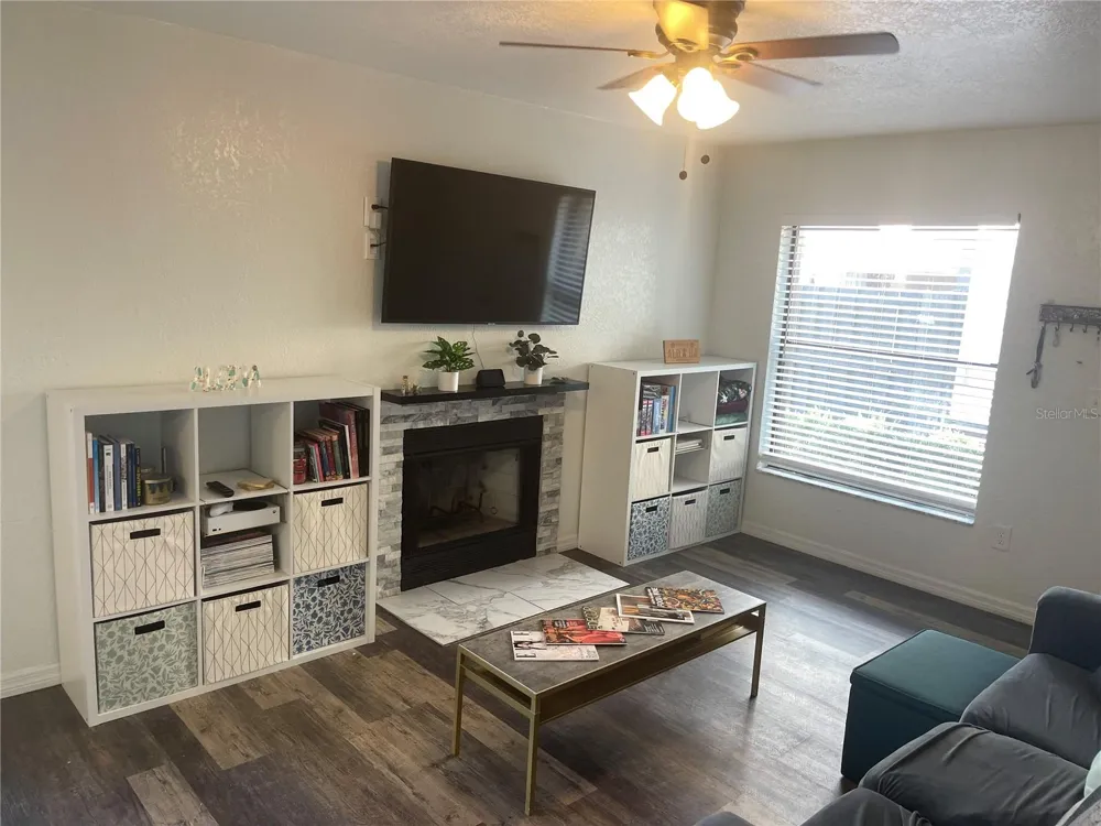 4025 ANGEL OAK COURT #103 Tampa, FL 33613