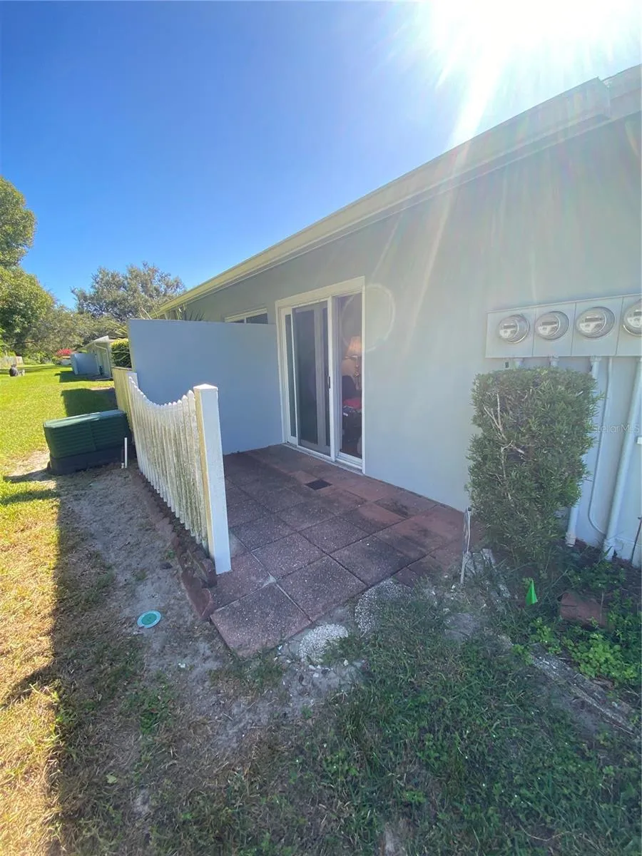 1609 WHITEBRIDGE DRIVE #C Palm Harbor, FL 34684