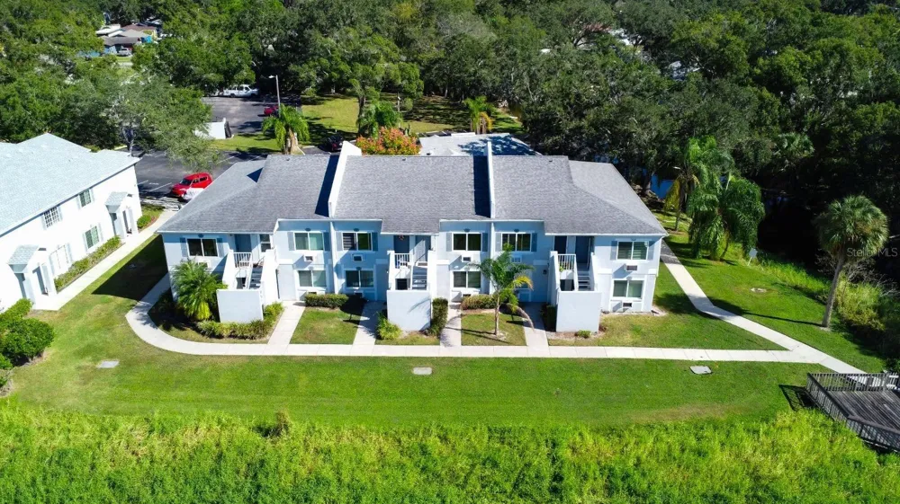 4148 DOLPHIN DRIVE #3 Tampa, FL 33617