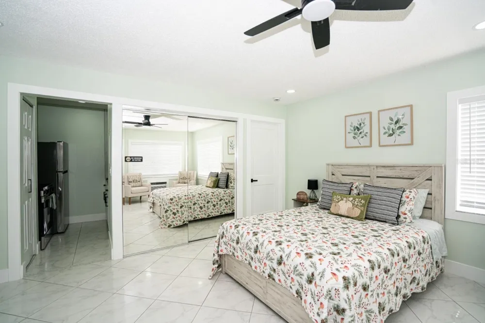 4148 DOLPHIN DRIVE #3 Tampa, FL 33617