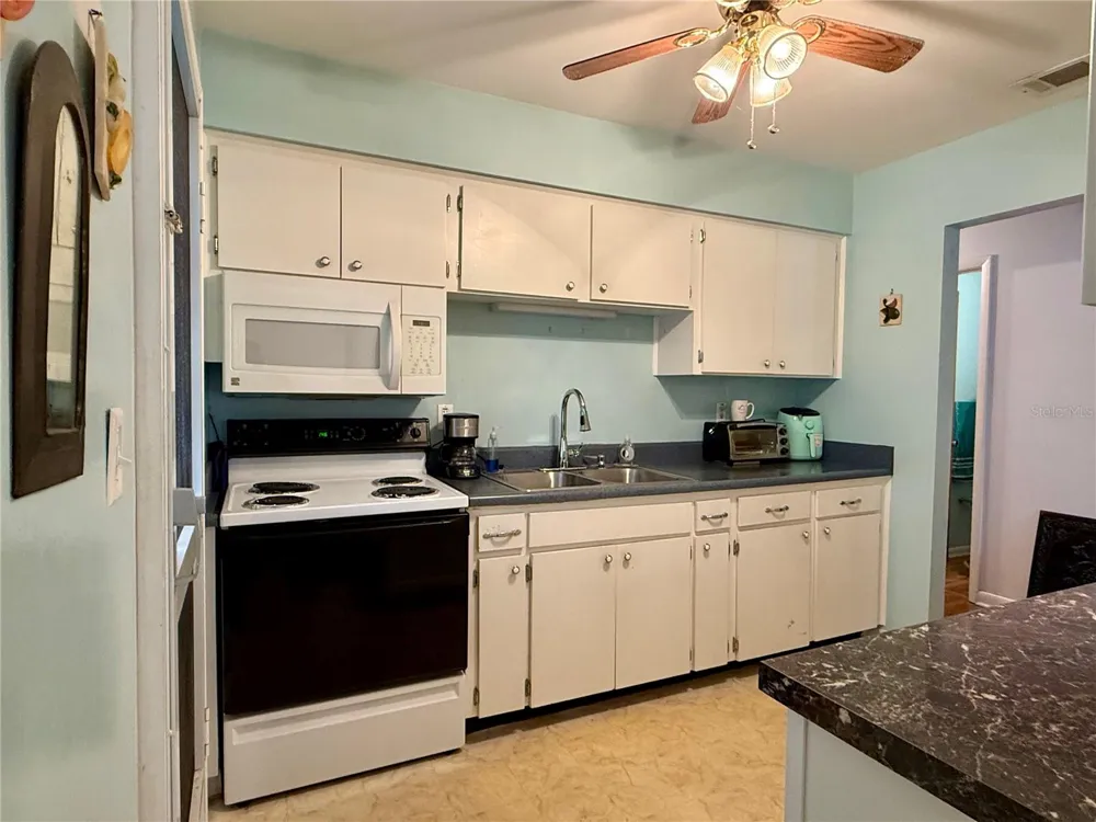 7 DESERT CANDLE CIRCLE Lehigh Acres, FL 33936