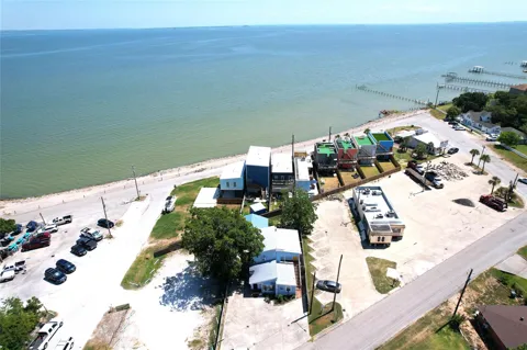 4507 W Bayshore Drive