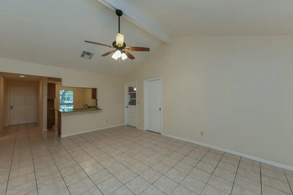 18610 Anne Drive Webster, TX 77058