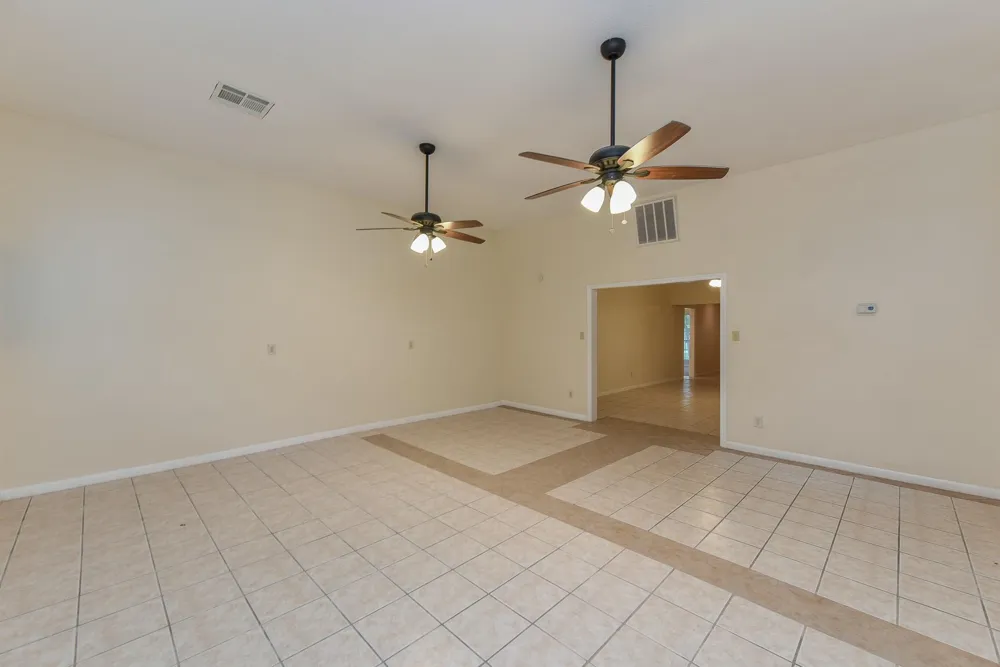 18610 Anne Drive Webster, TX 77058