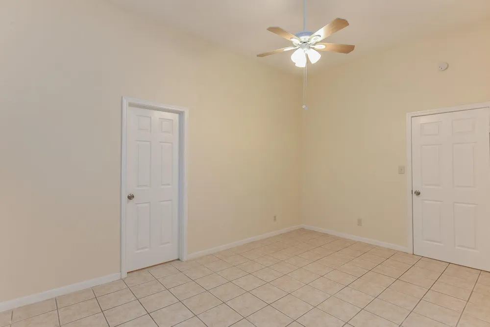 18610 Anne Drive Webster, TX 77058