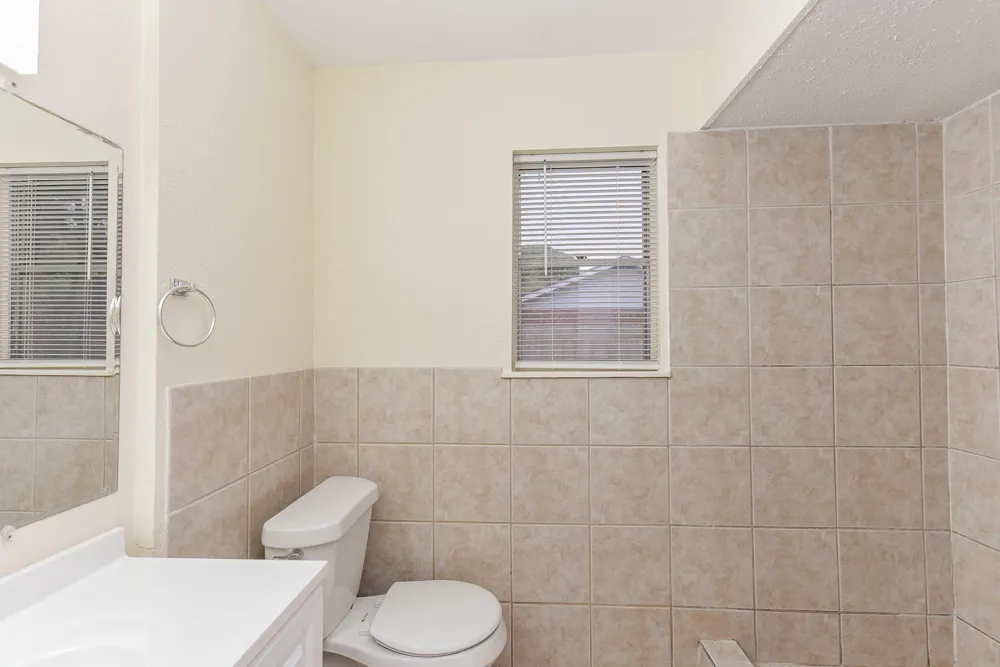 18610 Anne Drive Webster, TX 77058
