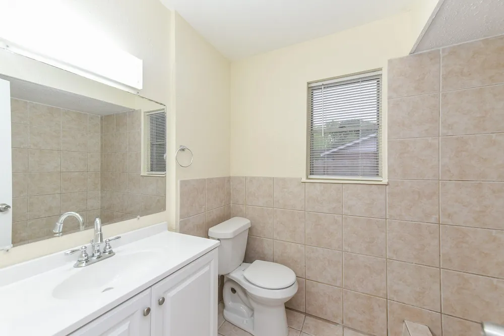 18610 Anne Drive Webster, TX 77058