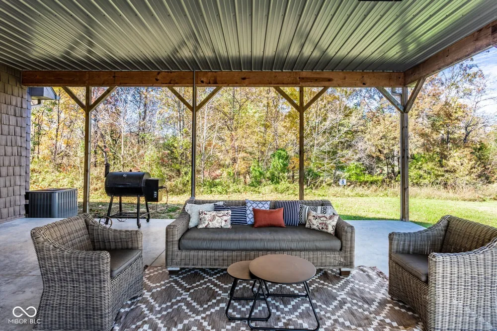 13808 W County Road 500 Jasonville, IN 47438