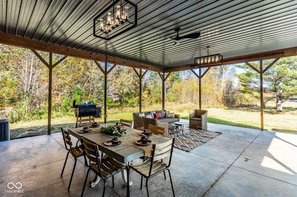 13808 W County Road 500 Jasonville, IN 47438