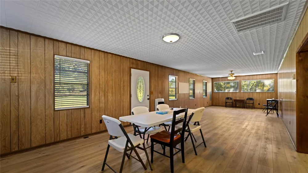 15383 County Road 236 Oakwood, TX 75855
