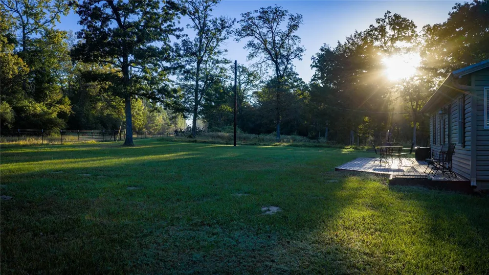 15383 County Road 236 Oakwood, TX 75855