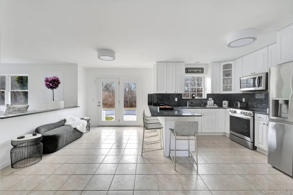 167 Tuckahoe Lane Southampton, NY 11968