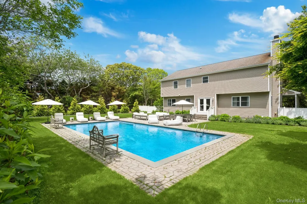 167 Tuckahoe Lane Southampton, NY 11968