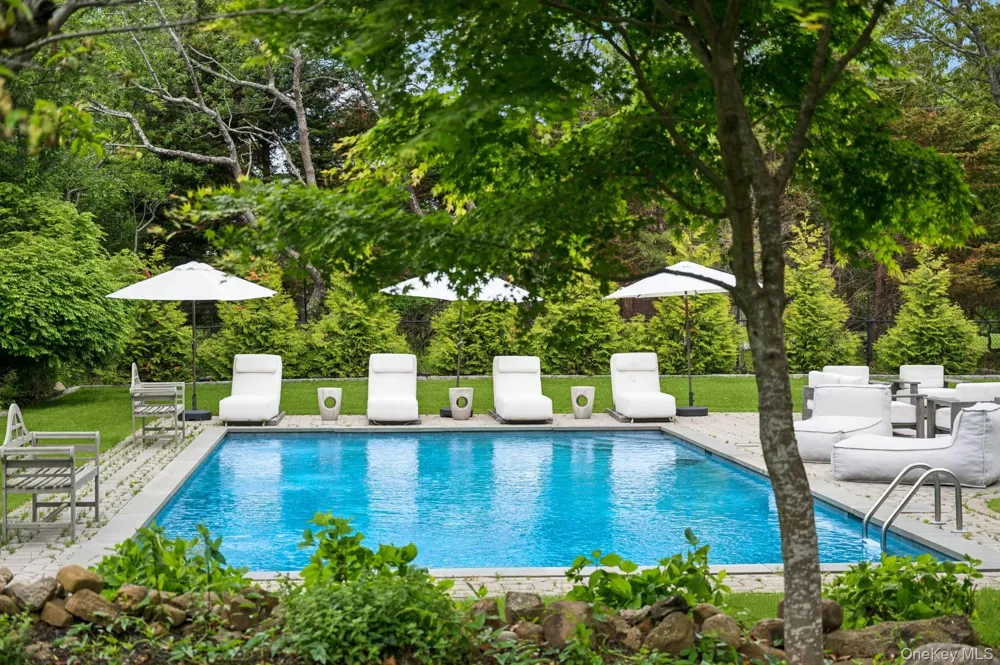 167 Tuckahoe Lane Southampton, NY 11968