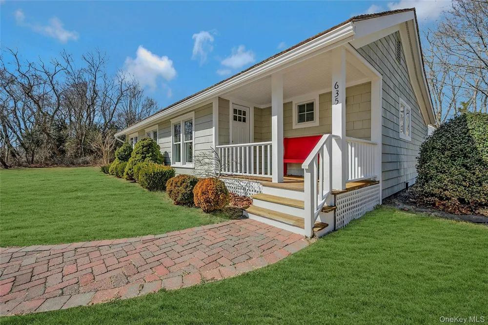 635 Strohson Road Cutchogue, NY 11935