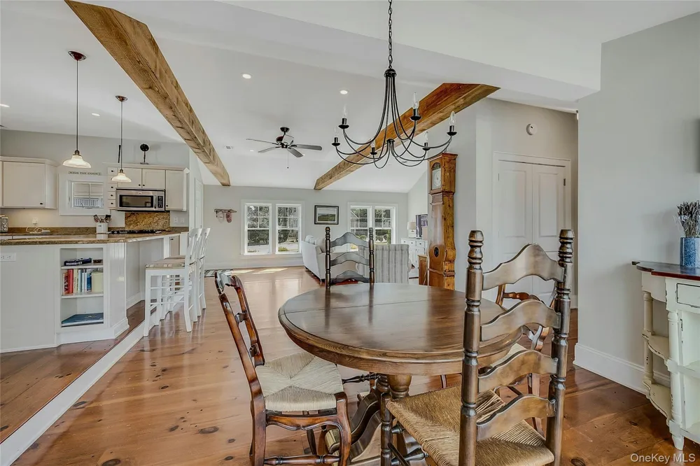 635 Strohson Road Cutchogue, NY 11935