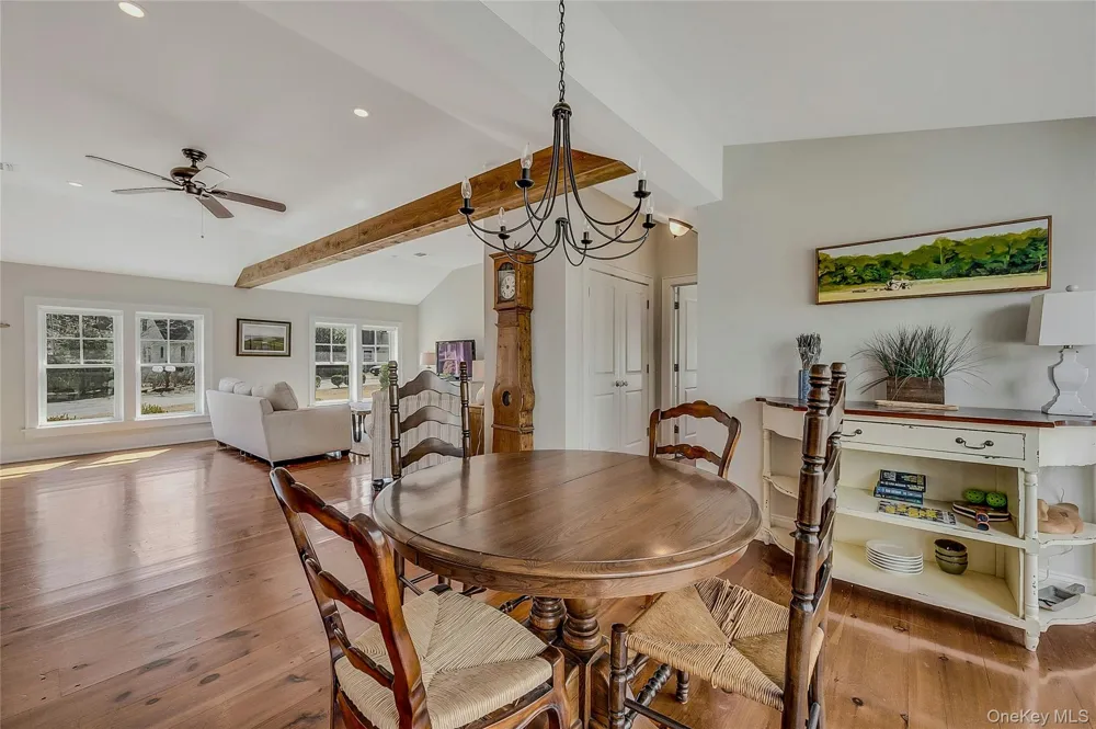 635 Strohson Road Cutchogue, NY 11935