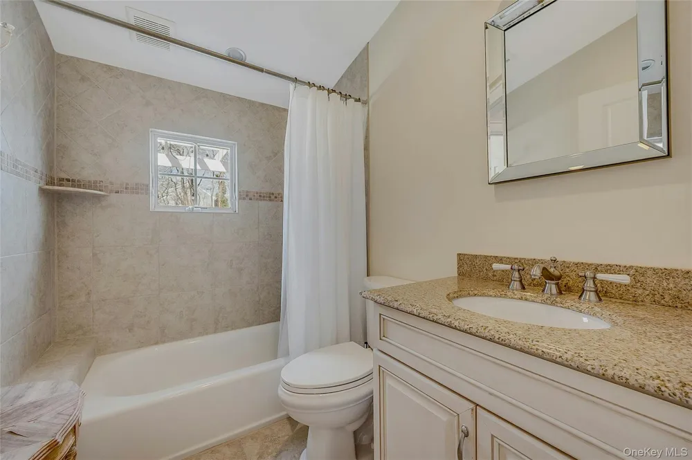 635 Strohson Road Cutchogue, NY 11935