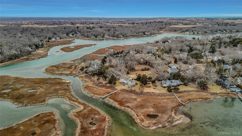 635 Strohson Road Cutchogue, NY 11935