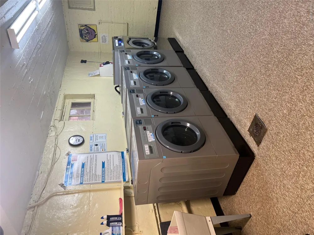 2080 Barnes Avenue #4C Bronx, NY 10462