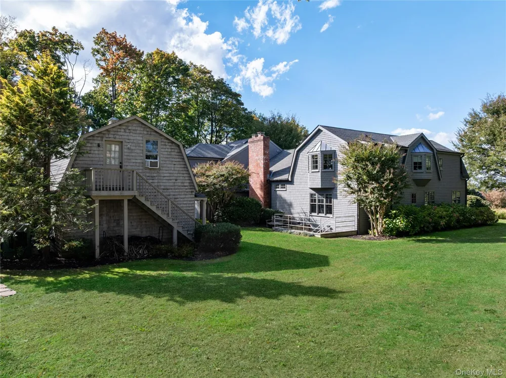 25 Soundview Lane Sands Point, NY 11050