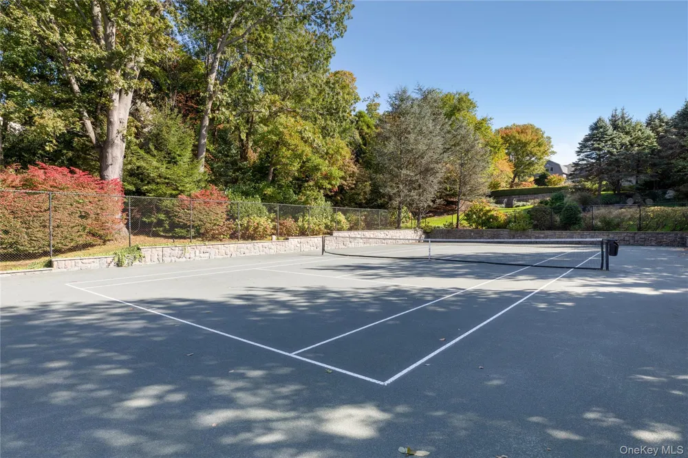25 Soundview Lane Sands Point, NY 11050
