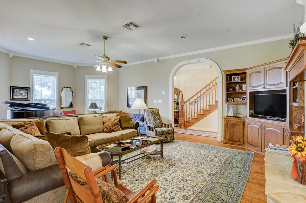 4854 Coshatte Road Bellville, TX 77418