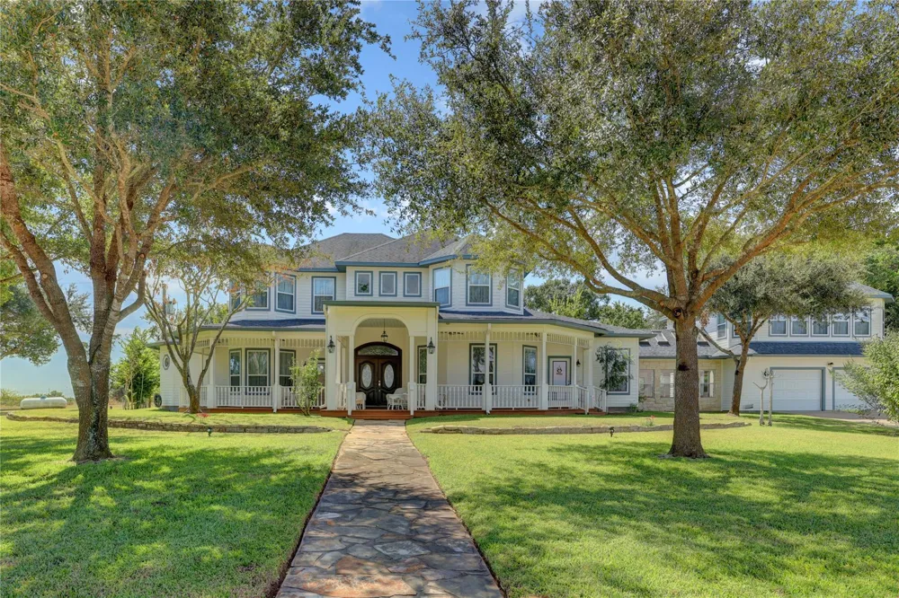 4854 Coshatte Road Bellville, TX 77418