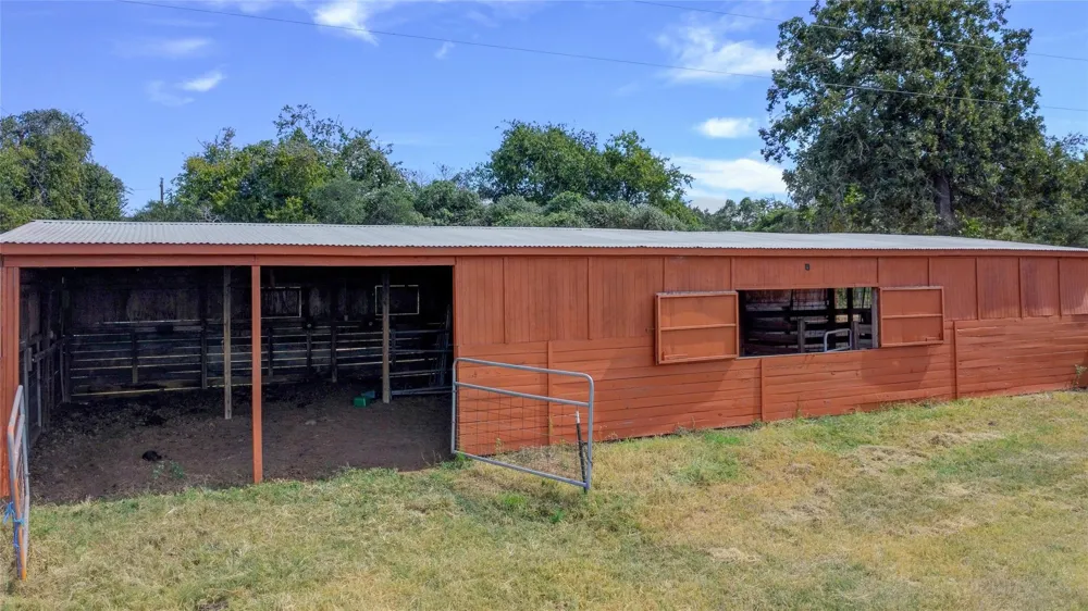 4854 Coshatte Road Bellville, TX 77418